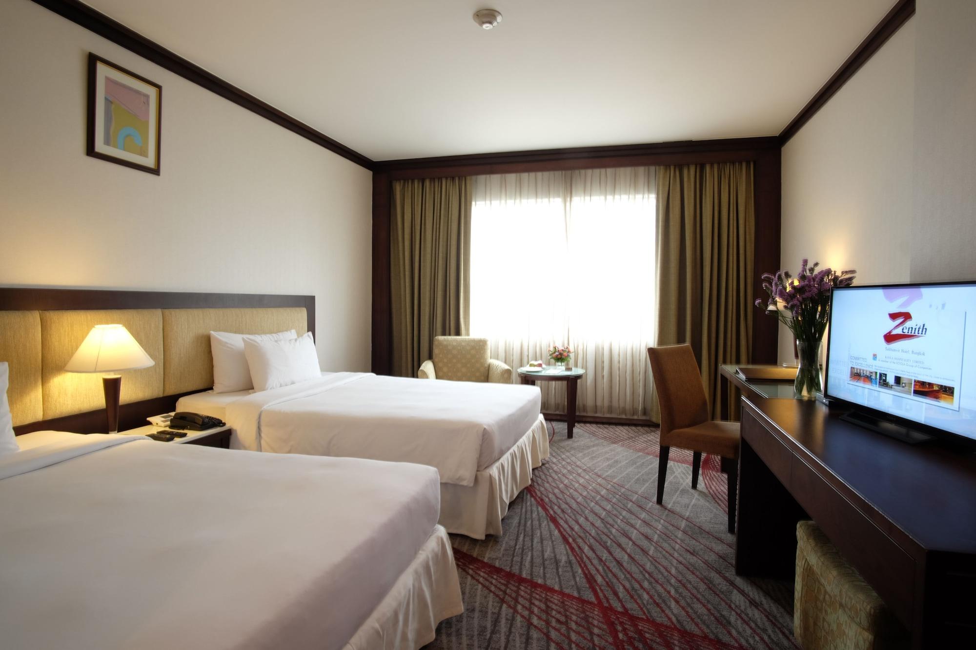 Zenith Sukhumvit Hotel Banguecoque Exterior foto
